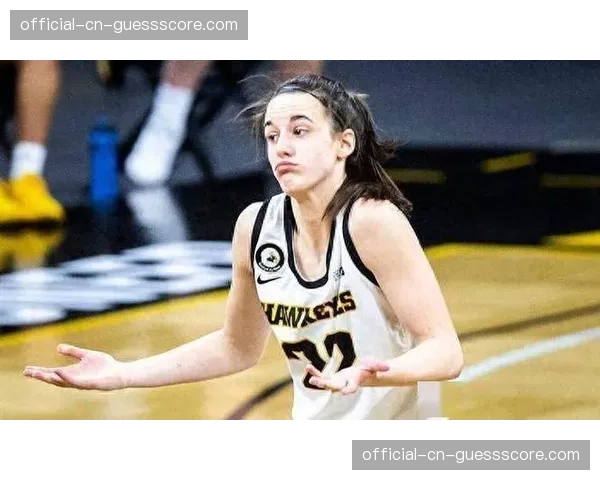 NCAA女篮锦标赛，爱荷华大学凯特琳·克拉克打破历史得分纪录