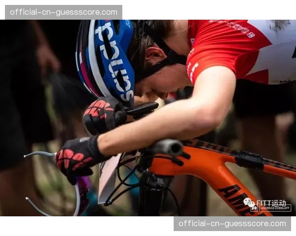 世界杯巴西站XC赛:法国车手拉波尔特最后一圈超越夺冠 世界杯巴西站XC赛:法国车手拉波尔特最后一圈超越夺冠