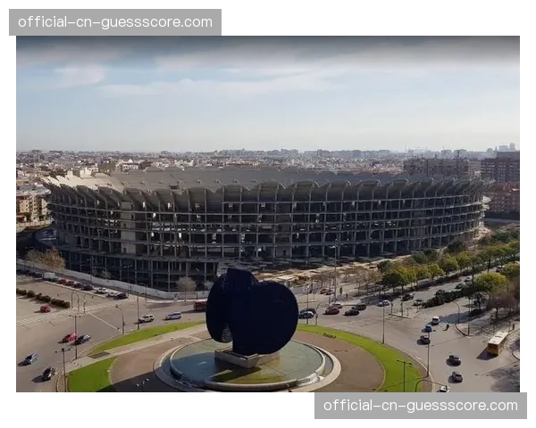 深度复盘：巴萨的控球何以在梅斯塔利亚球场失效？